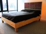 Łóżko sypialniane   rama drewniana